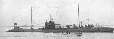 Japanese submarine I-122