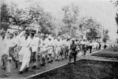 Allied POWs on their way to the POW camps, Java Island 1942